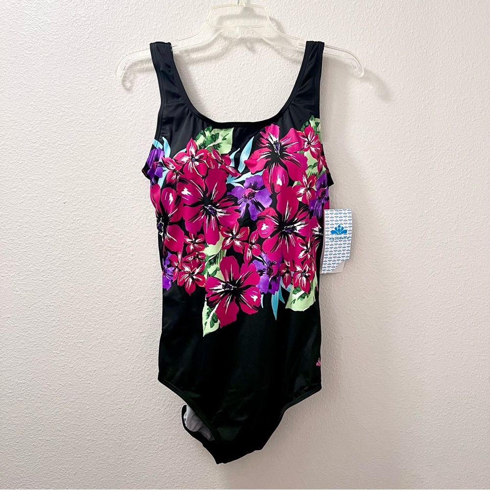 Aquabelle Women’s Floral Plus Size Swimsuit 18W One Piece Black Pink Plus Size